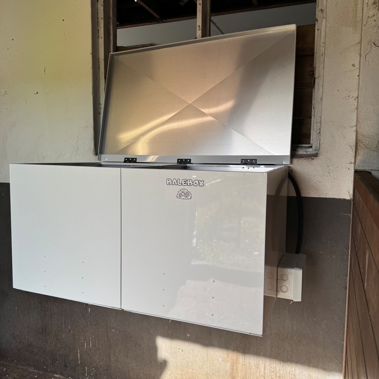 Balebox Master – Smart höautomat för djur