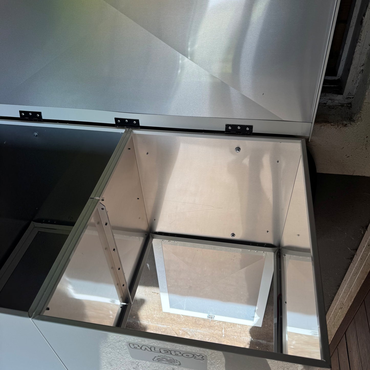 Balebox Master – Smart höautomat för djur