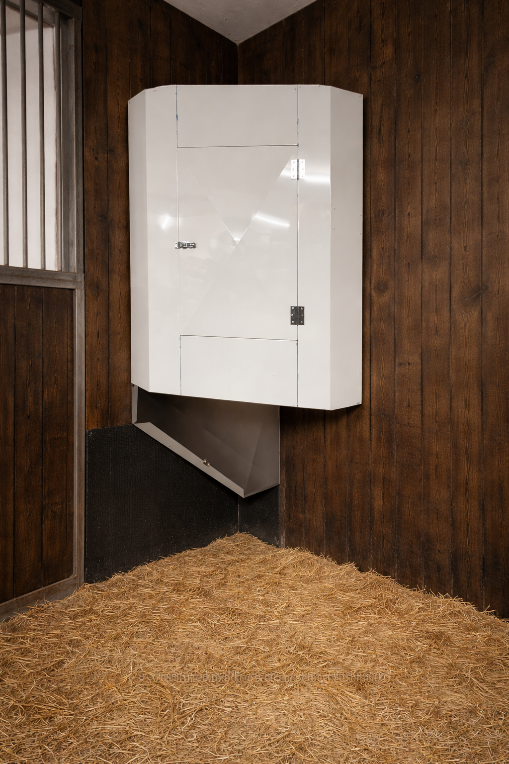 Balebox Corner Mount – smart hörnmontering för hästbox